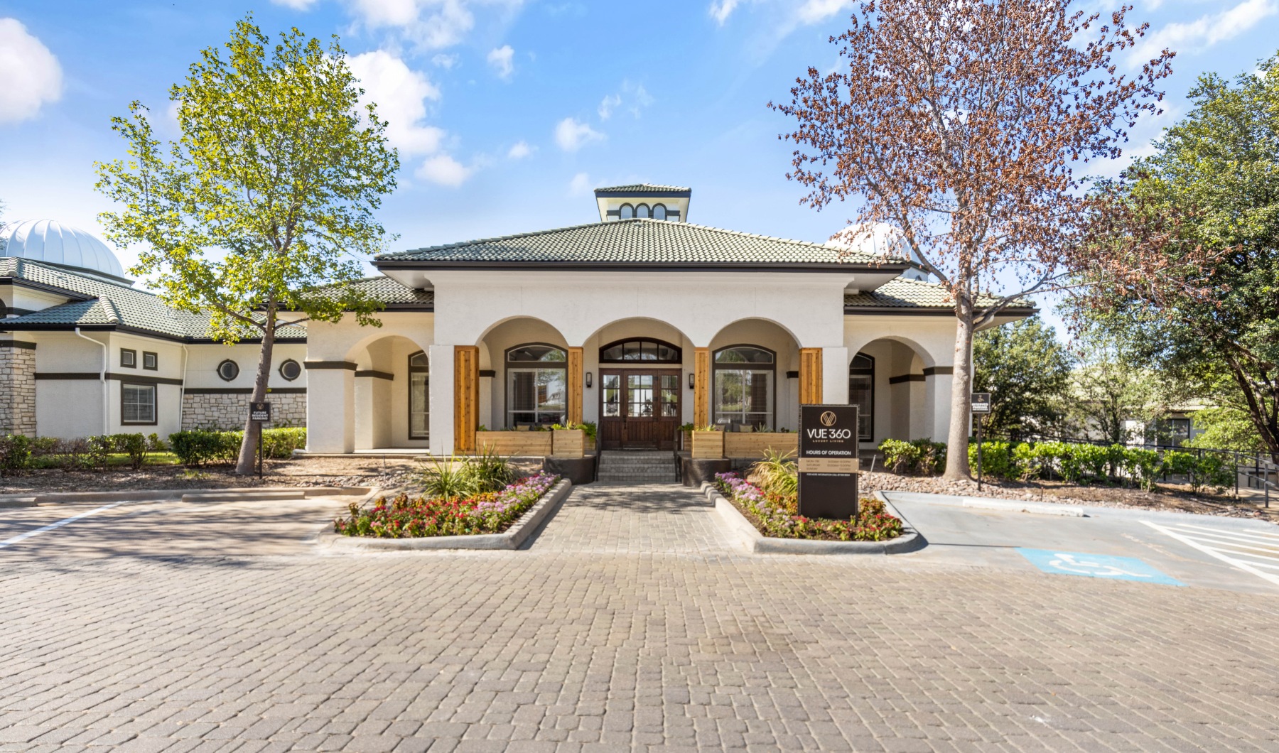 Living Redefined in Grand Prairie, TX